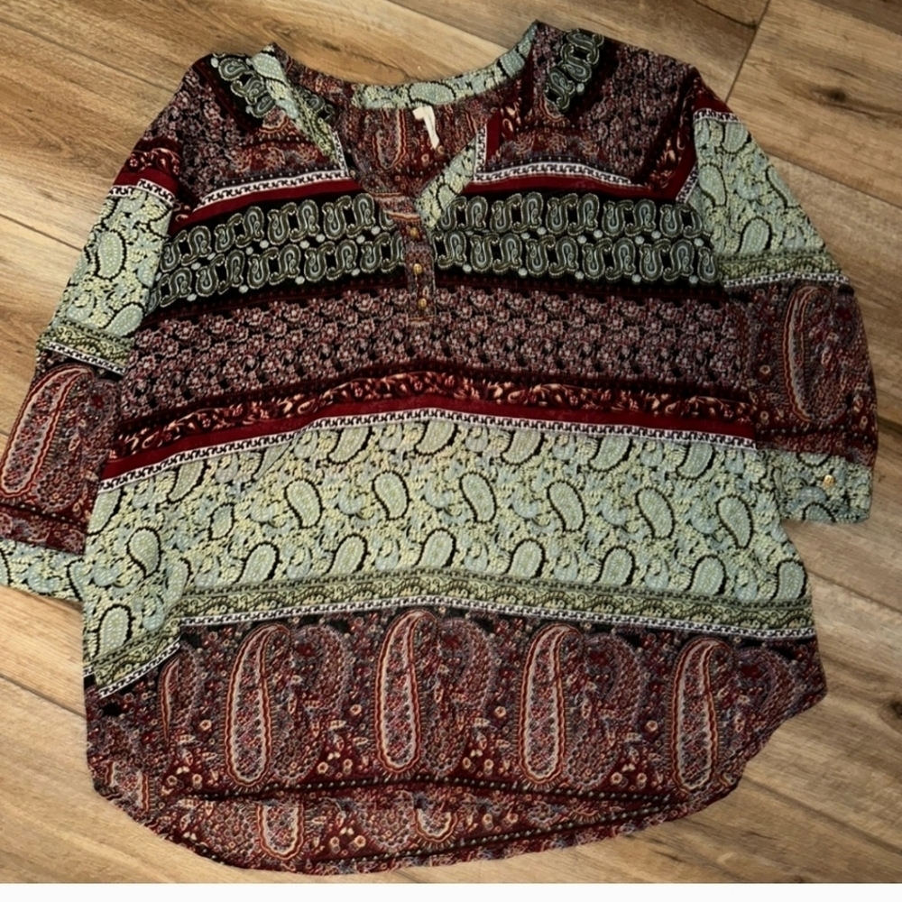 Truth Red and Green Boxy Blouse with Mandarin Collar Xl